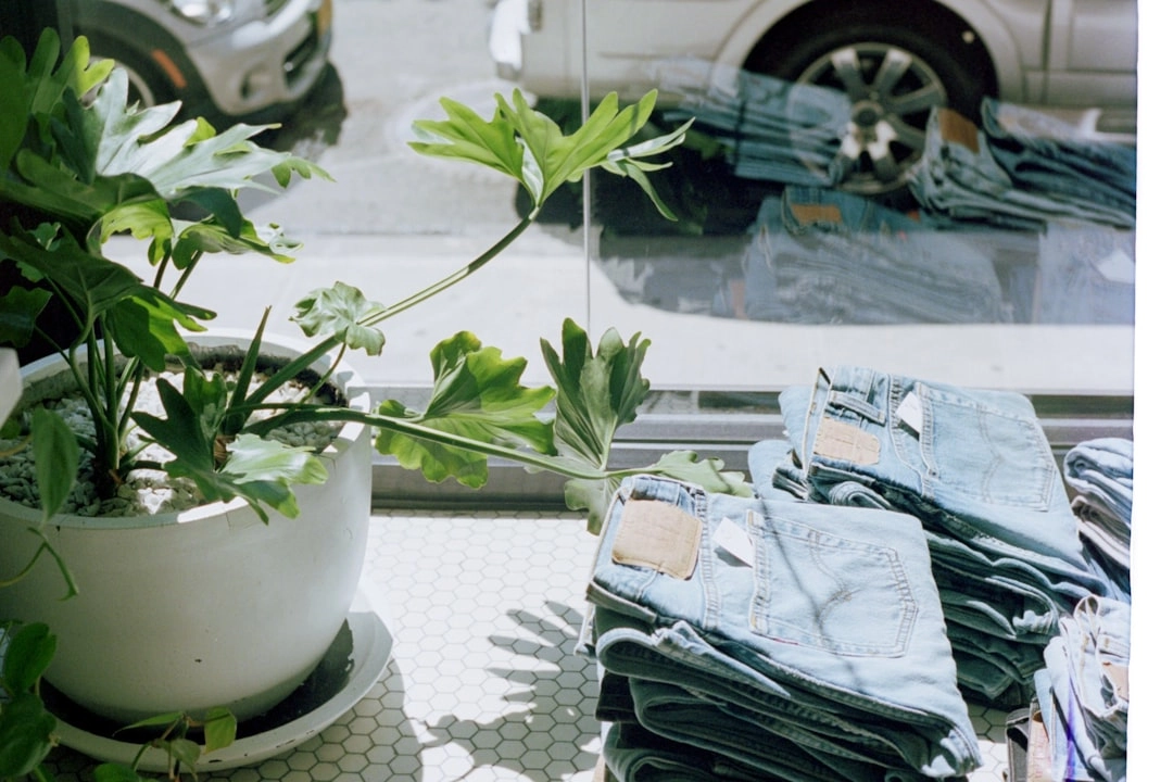 Professional retail cleaning standards for Melbourne shopping centers and stores